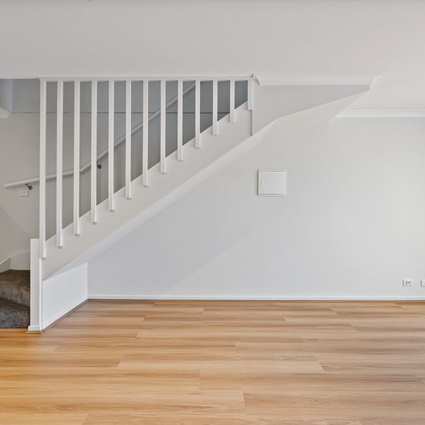 10 Quealy Street, Casey ACT 2913 - House For Rent | Domain - Photo 1