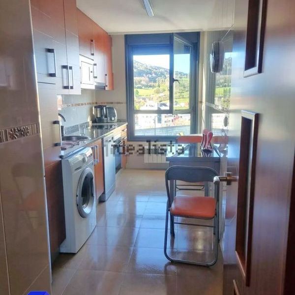 Alquiler de piso en Calle Juan Antonio Álvarez Rabanal - Photo 1