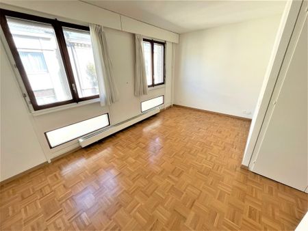 Petit studio rénové aux Paquis - Photo 2