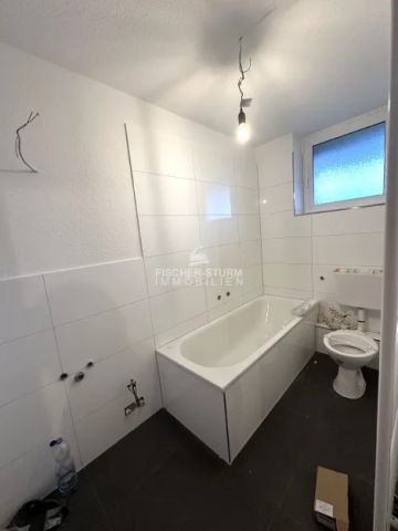 Düsseldorf-Heerdt! Frisch renoviertes 1-Zimmer-Apartment mit großem Balkon! - Foto 3