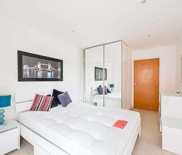 New Century House, Canning Town, E16 - Photo 3