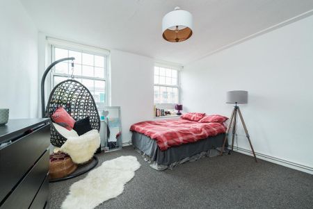 4 bedroom flat to rent - Photo 3