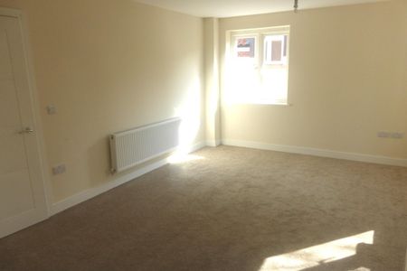 Church Street - Photo 2