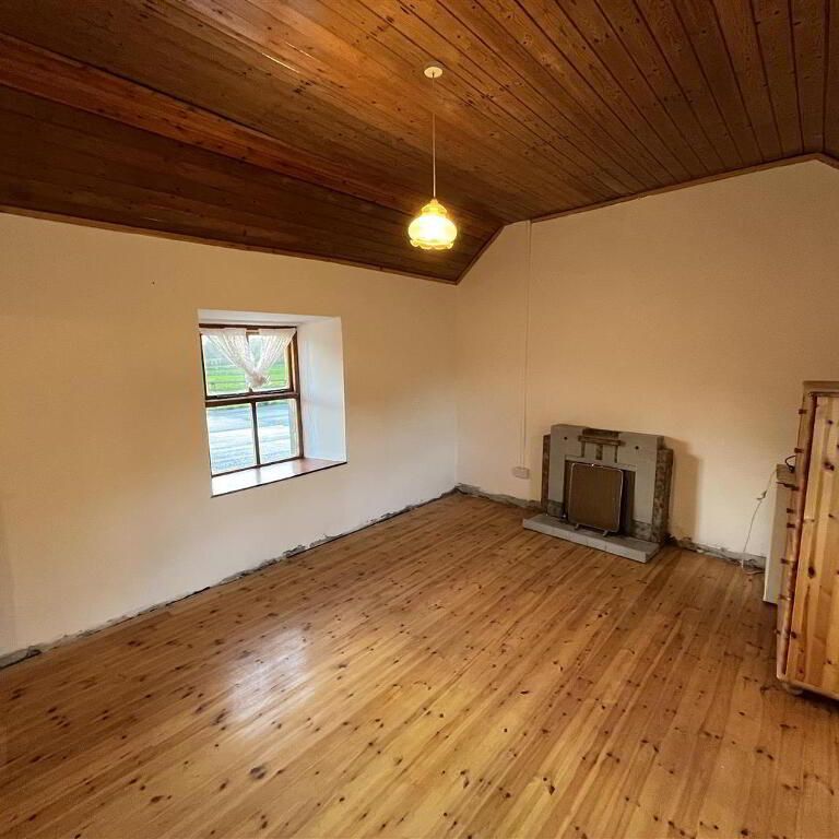 2 Ballinasack Road, Mullaghbawn, Newry, BT35 9XT - Photo 1