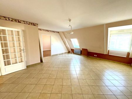 Appart. à louer T5/6 - Blois - Centre-ville, Duplex, Asc, 3 Chbs, Vue Loire, Garage privé - Photo 4