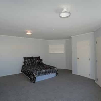 Studio Unit living - Photo 3