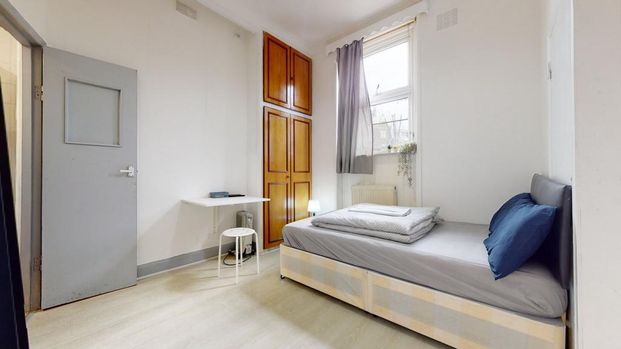 1 bedroom flat to rent - Photo 1