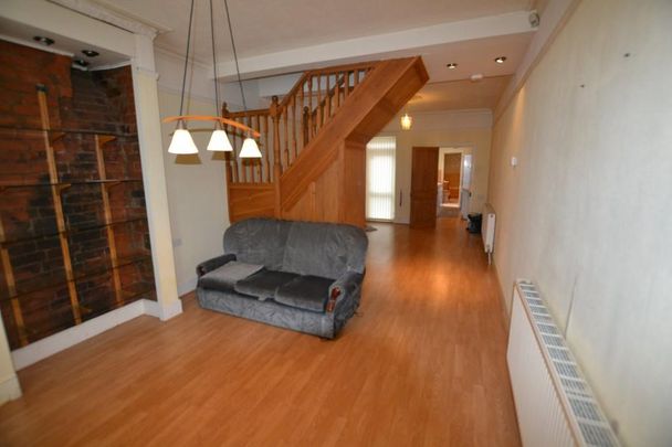 3 bedroom terraced house to rent - Photo 1