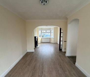 3 bedroom terraced house to rent - Photo 4