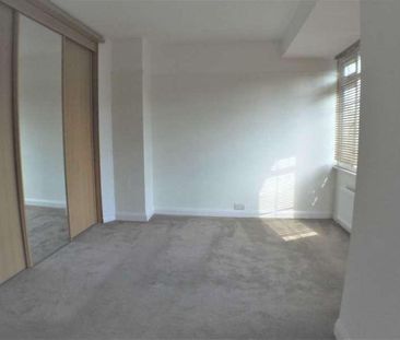 Deepdene, Potters, EN6 - Photo 2