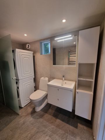 Citrongatan, Västra Frölunda - Photo 2