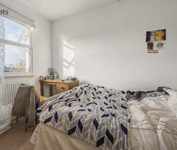 4 bedroom terraced house to rent - Photo 4