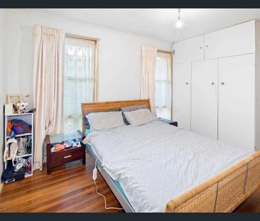 WELL MAINTAINED HOME! - Photo 3