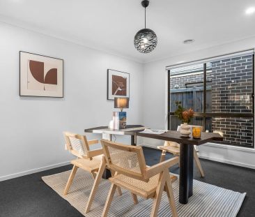 Modern Family Living in a Prime Clyde Location - Photo 5