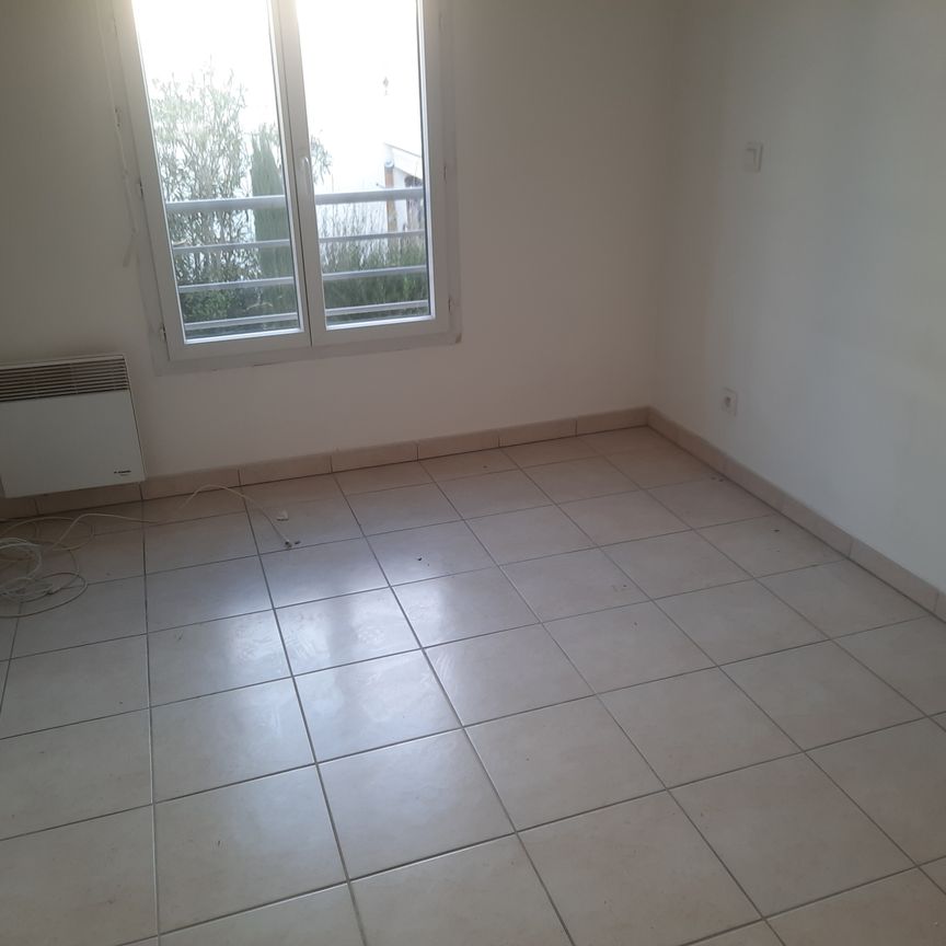 Location Appartement 2 pièces 39m² MARSEILLE 13ème - Photo 1