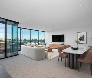 Elevated Inner Bayside Living at 'Mansion Apartments' with Rooftop ... - Photo 2