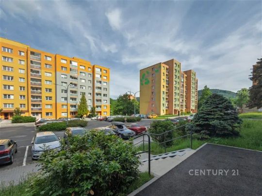 Pronájem bytu 2+1 s balkonem, Kopřivnice, ul. I. Šustaly. - Photo 1