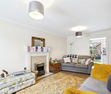 3 bedroom link detached house to rent - Photo 2