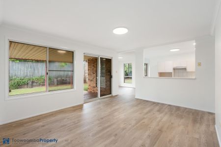 Spacious 3-Bedroom Home with Large Backyard in Harristown - Photo 3