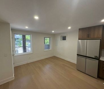 150 Brunswick Avenue apartment — Toronto, ON (3-Bedroom) - 3 Bedroom - Photo 6