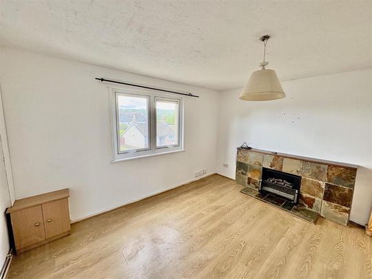 3d Craignish Crescent, Dundonald, Belfast, BT16 2NP - Photo 1