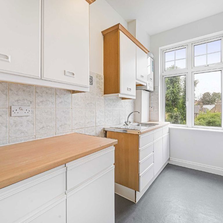 Uxbridge Road, W12 7JA, London - Photo 1