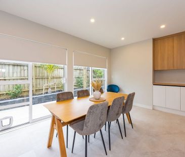 Near New Designer Quality Home - Photo 3