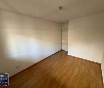 Location Appartement 2 pièces 48m² ANGOULEME 16000 - Photo 4