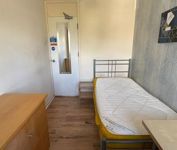 4 bedroom house to rent - Photo 6