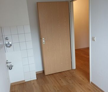 2-Zimmer-Wohnung mit Tageslicht-Duschbad und Balkon in Reislingen S/W - Photo 6