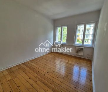 Altbauwohnung in Charlottenburg – 2 Zimmer mit Holzdielenboden & Sü... - Photo 1