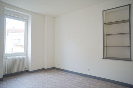 Location Appartement 3 pièces 65m² - Photo 3