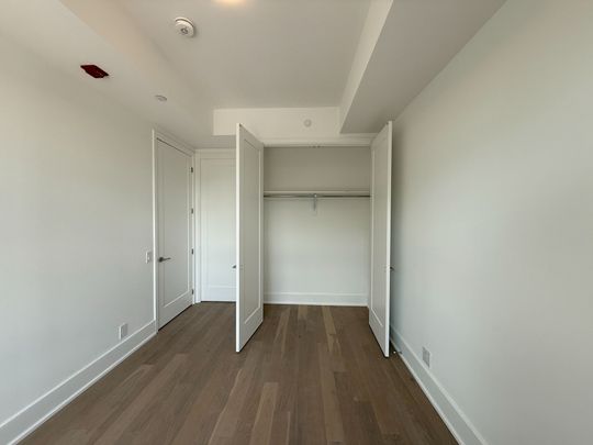 For Lease - 800 Broadview Avenue Unit# 404, Toronto, Ontario - Photo 1