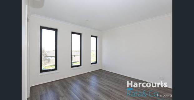 The Perfect Blend of Style, Space & Location! - Photo 1