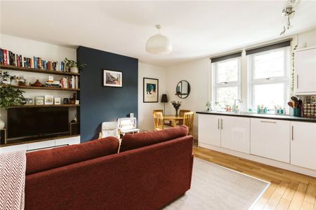 Cromwell Road, - Photo 5