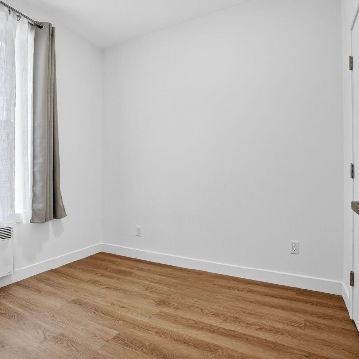 1847 Av. Valois, H1W 3M3, H1W 3M3, Montréal - Photo 1