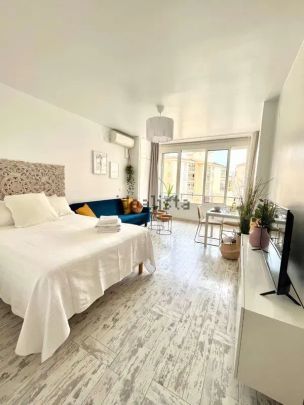 Alquiler de estudio en Calle Campillos - Foto 1