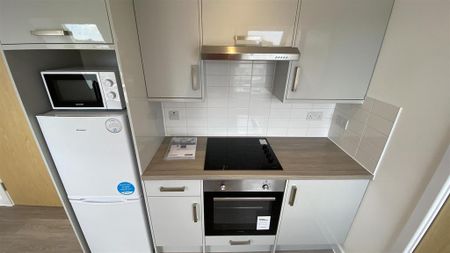 Studio to rent - Photo 4