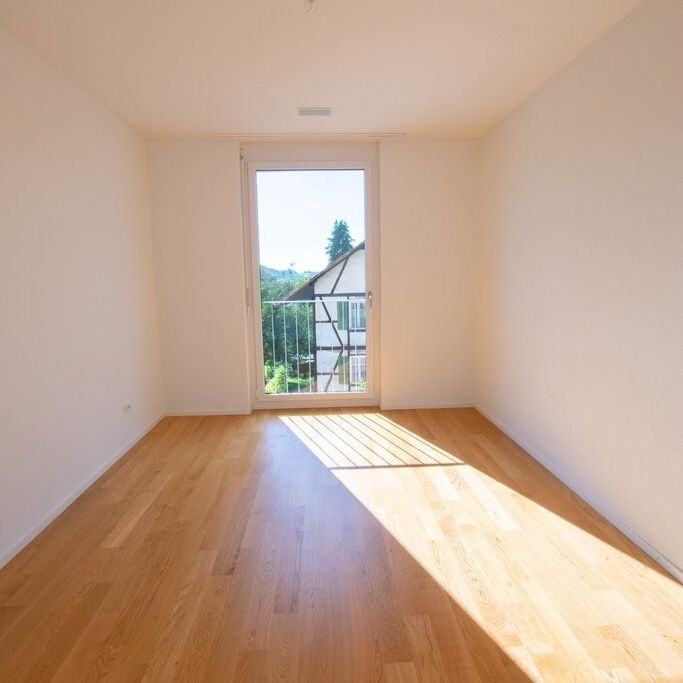Appartement moderne juste à côté de la gare de Thörishaus - Photo 1