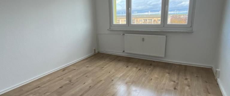Familienwohnung sofort bezugsfertig - Foto 1