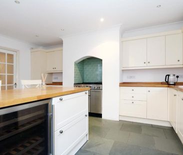 Weston Green, Thames Ditton - 3 bedrooms Property for lettings - Se... - Photo 5