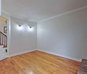 For Lease - 581 Galloway Crescent, Mississauga, Ontario - Photo 2