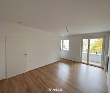 Zur Miete: Gepflegte 2-Zimmer-Wohnung mit Loggia in der Innenstadt - Photo 2