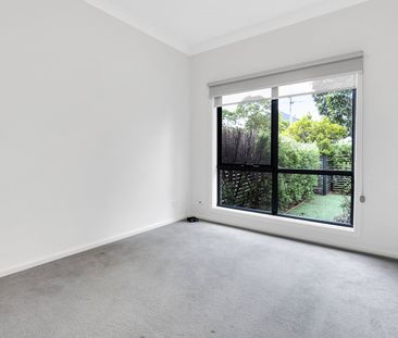 1/177 Purinuan Road, Reservoir VIC 3073 - Photo 3