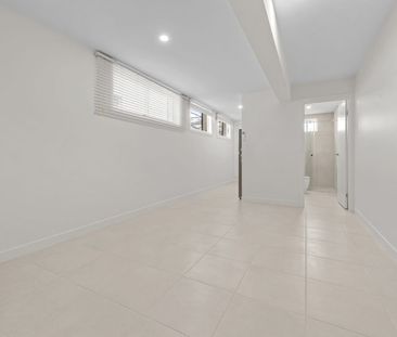 1/5 Chartwell Street, Aspley, Qld 4034 - Photo 6