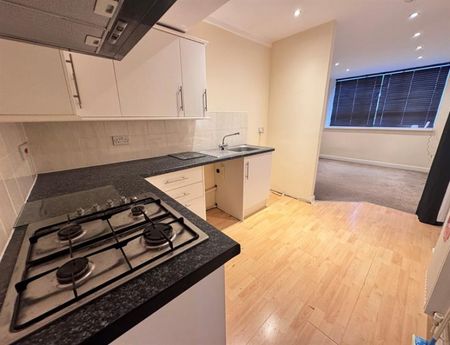 1 Bedroom Apartment To Let - Photo 5