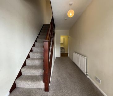 3 bedroom semi-detached house to rent - Photo 6