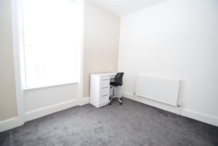 Cartington Terrace, Heaton, Newcastle upon Tyne - Photo 3