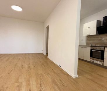 PRENÁJOM: KOMPLETNE OBNOVENÝ 2IZBOVÝ BYT, ZÁHRADNÍCKA UL. DUNAJSKÁ ... - Photo 1