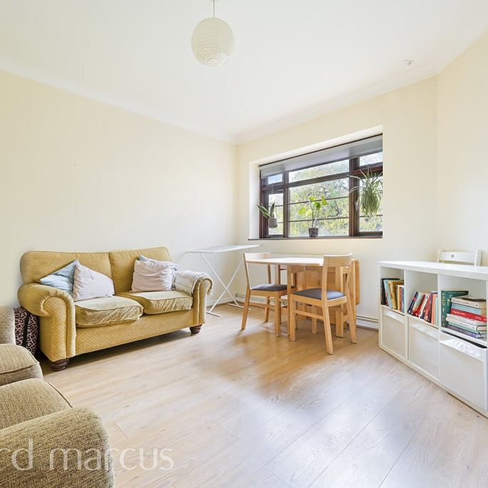 Poynders Gardens - Photo 1